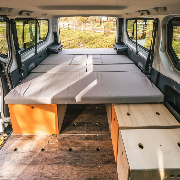 interior furgoneta camperizada Nissan NV300 / Primastar Combi interior furgoneta camperizada Nissan NV300 / Primastar Combi
