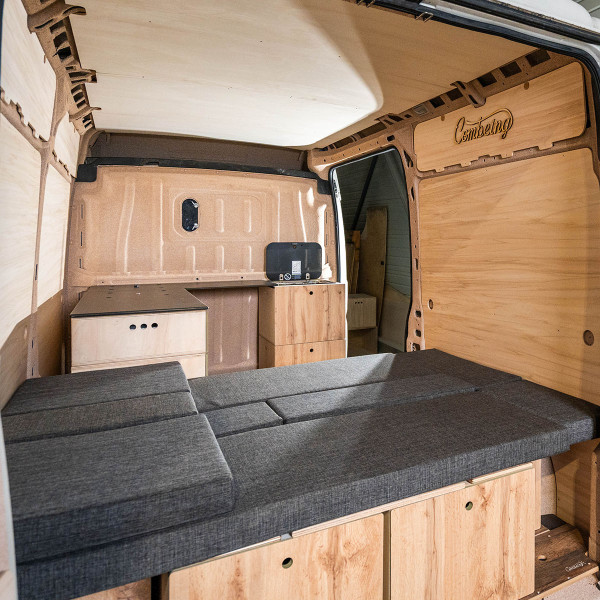 dormir en Volkswagen Crafter 2 Vehículo comercial dormir en Volkswagen Crafter 2 Vehículo comercial