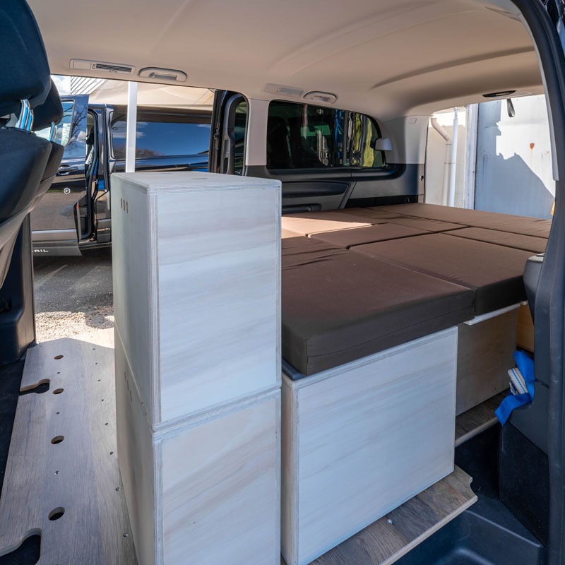 Cama de 131 cm de ancho
